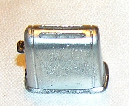 ISL03721 Electric Toaster Silver Color by Island Crafts 