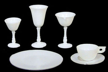 CB99/110W - 4 Place White Dishes/Stemware Kit, 24 pc