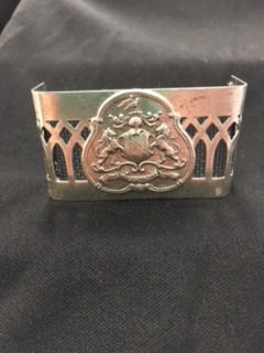 FS32 -  2 1/8" SILVER "COAT OF ARMS"